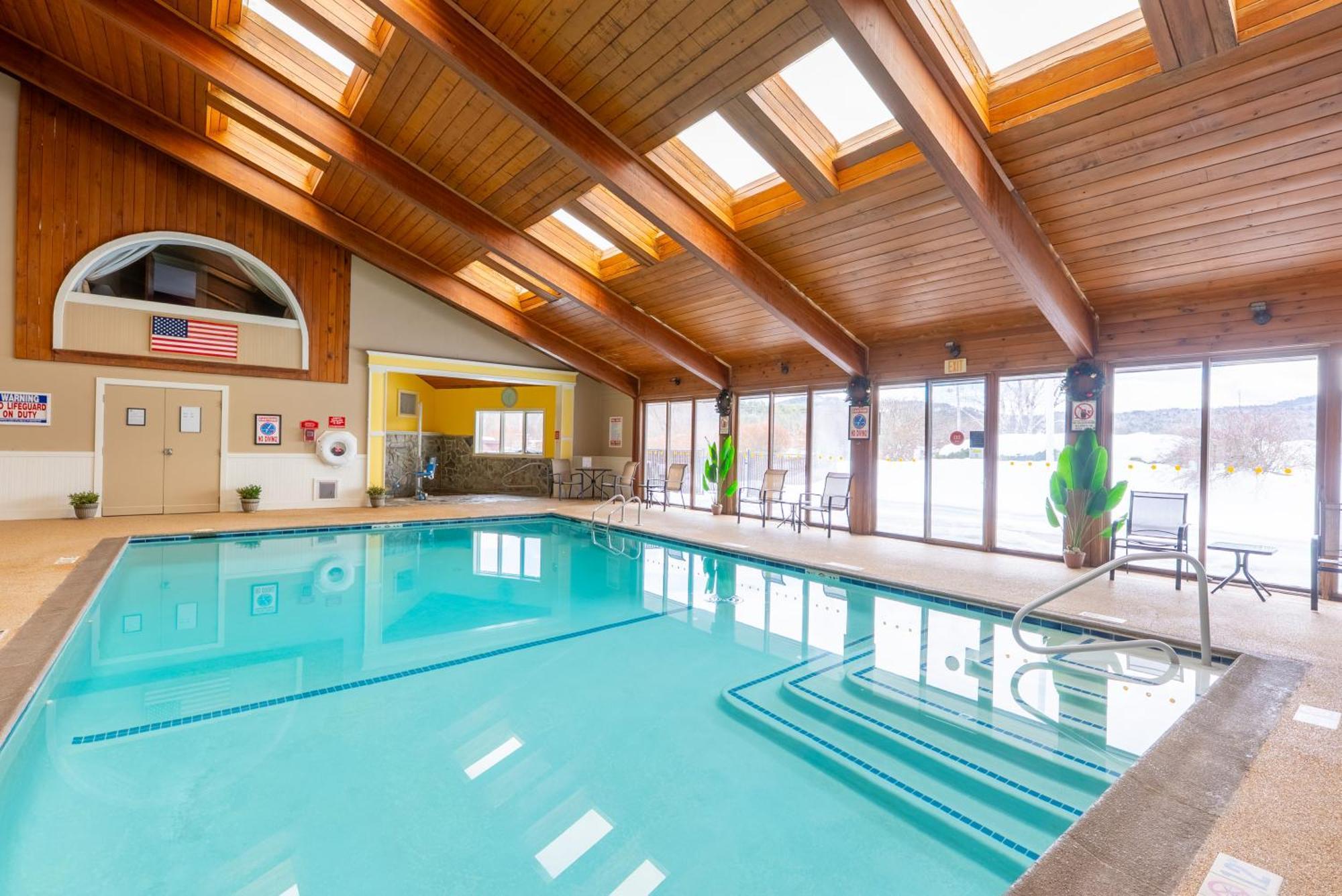 Fireside Inn & Suites Gilford Eksteriør bilde