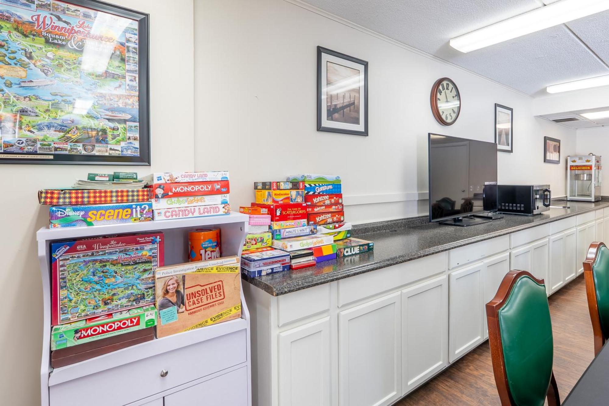 Fireside Inn & Suites Gilford Eksteriør bilde